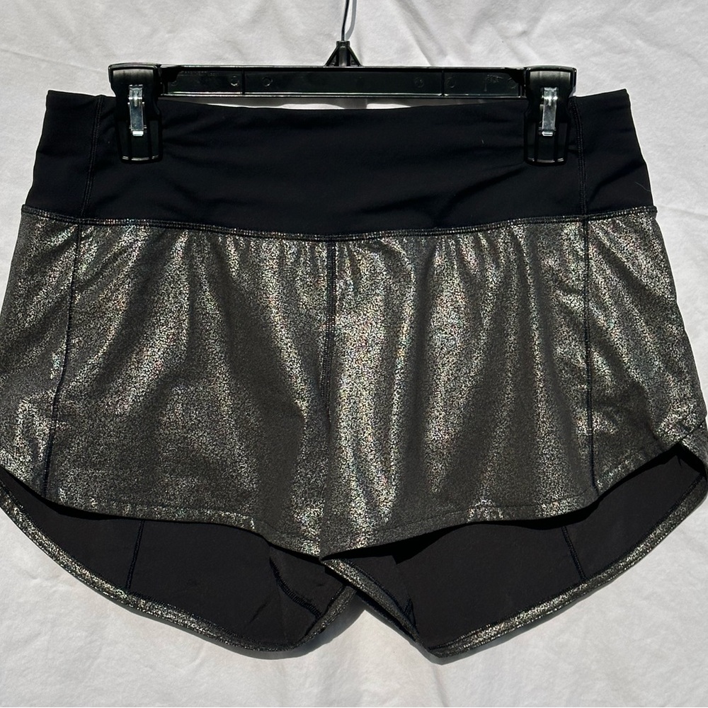 Lululemon shorts SZ6